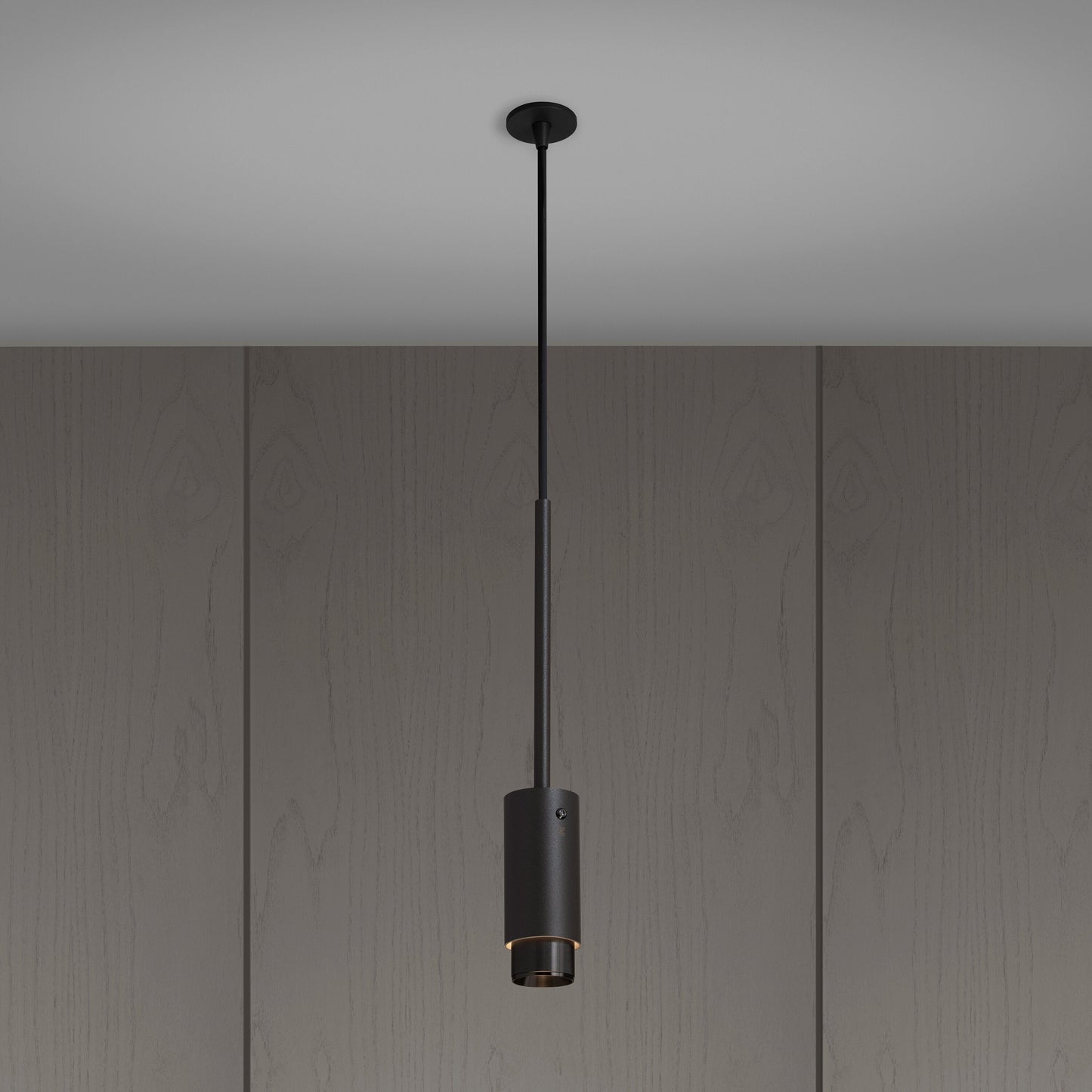 Eksklusiv pendel lampe fra Buster + Punch i graphite og detaljer i gun metal.