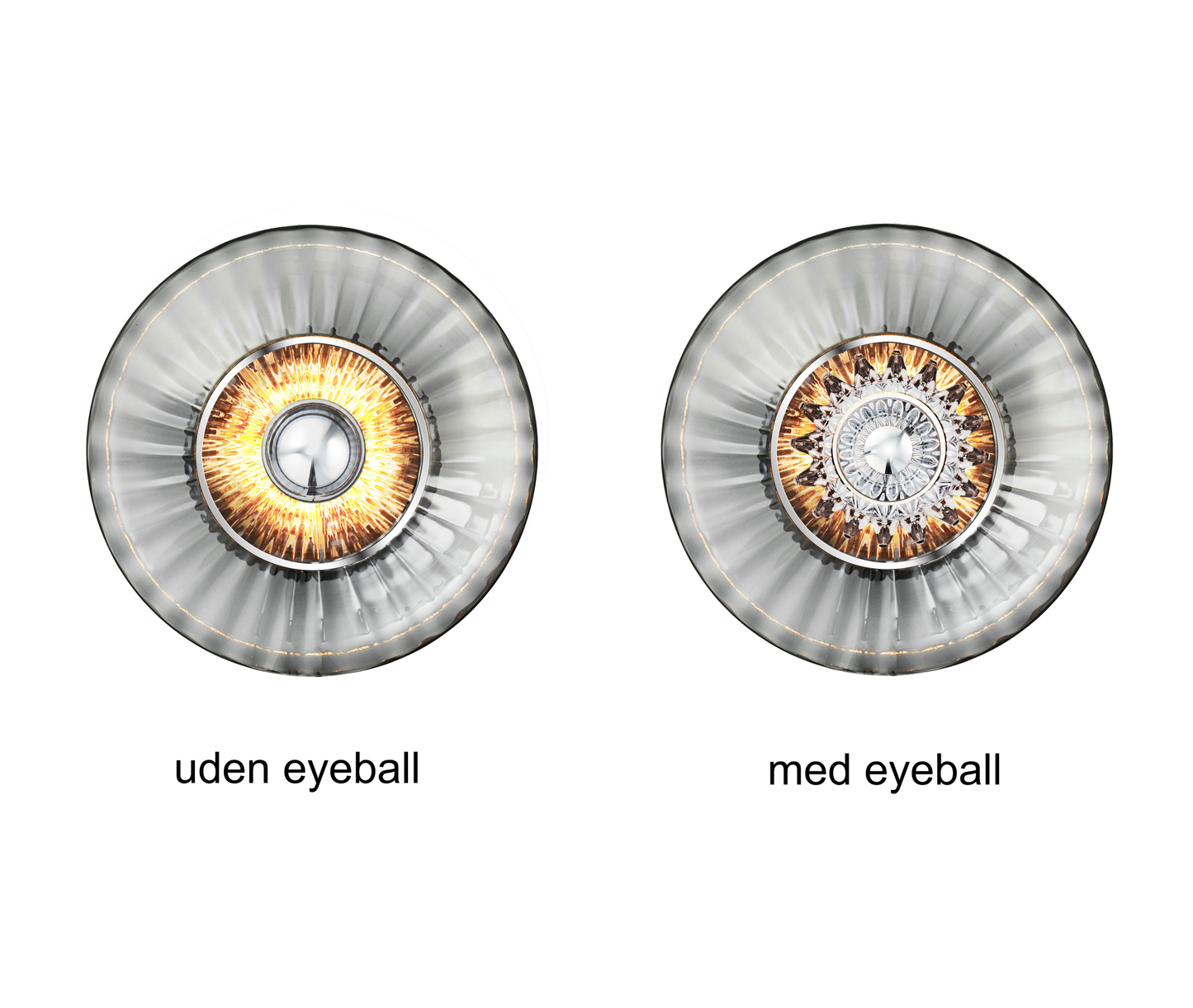 Eyeball er en mønstret/plisseret indsats i klar glas, som skaber et ekstra stærkt lysspil til New wave Lamperne fra Design by Us.