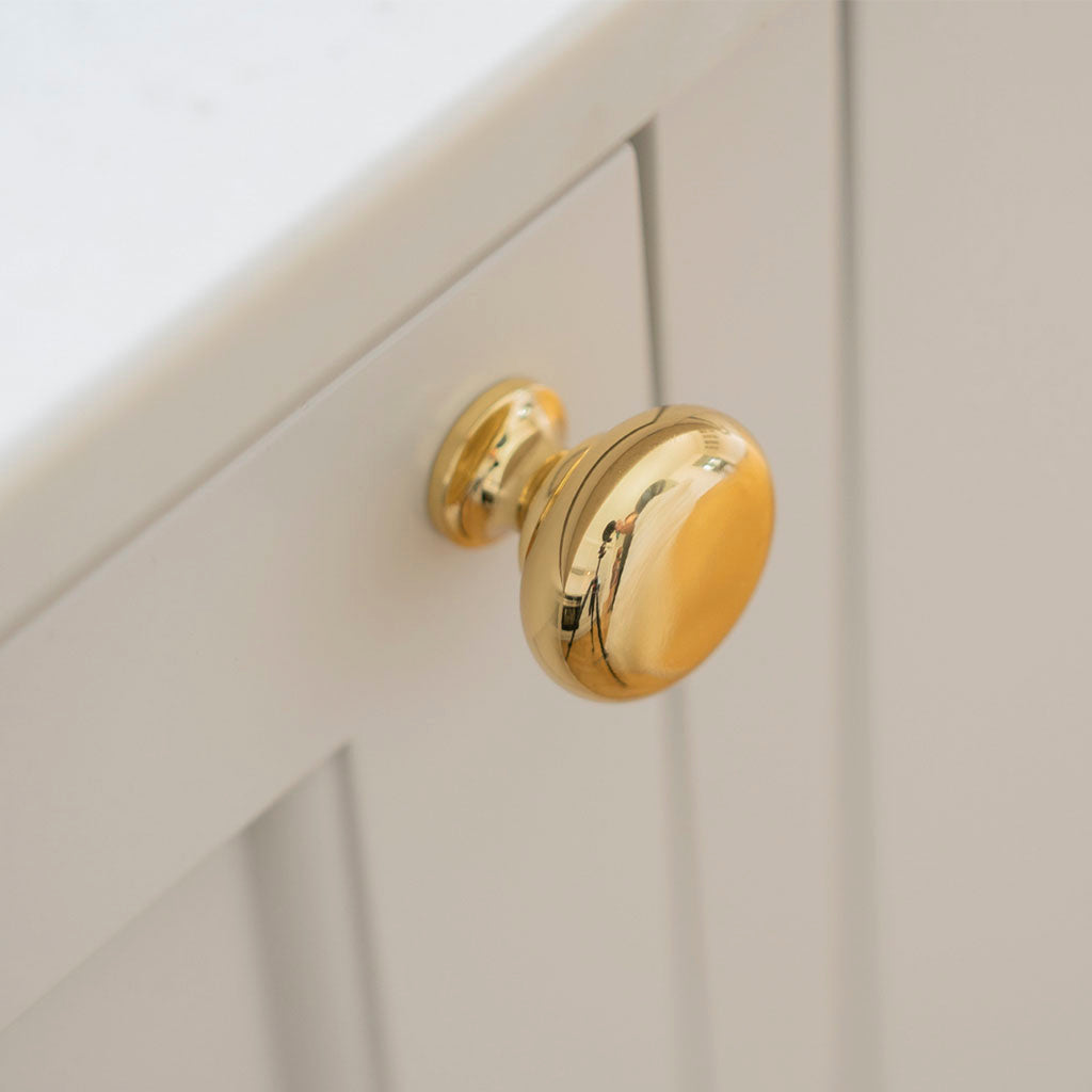 Knop: Skodsborg • Klassisk knop i poleret messing