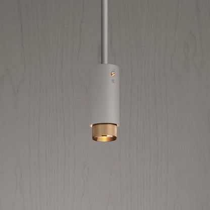 Exhaust pendel Linear i stone med detaljer i massiv messing  • Buster + Punch