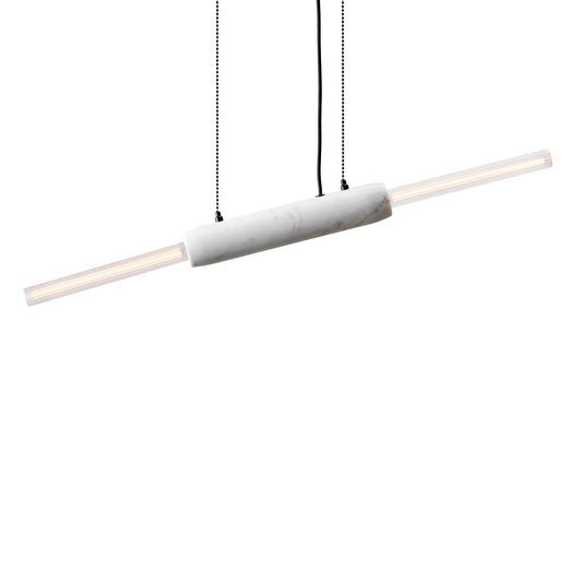 Rund aflang lampe med hvid marmor som midterstykke og en aflang pære i hver ende.